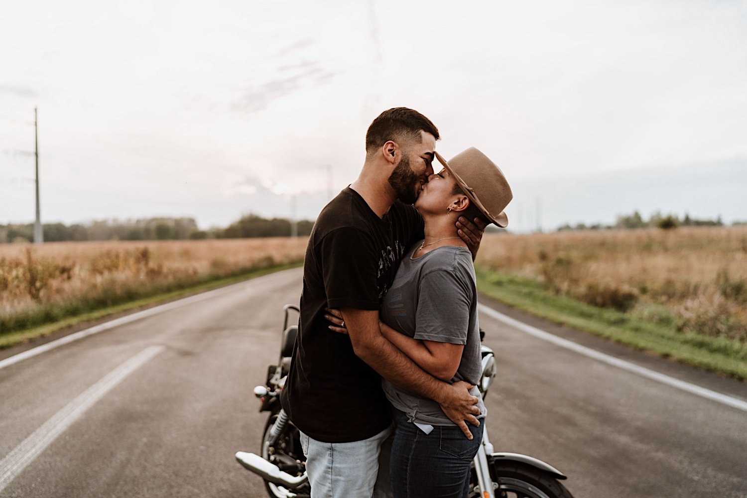 Couple kiss on road after surprise proposal