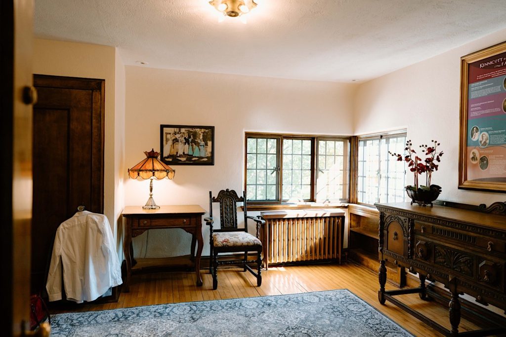 The dressing room at the Grove Redfield Estate.