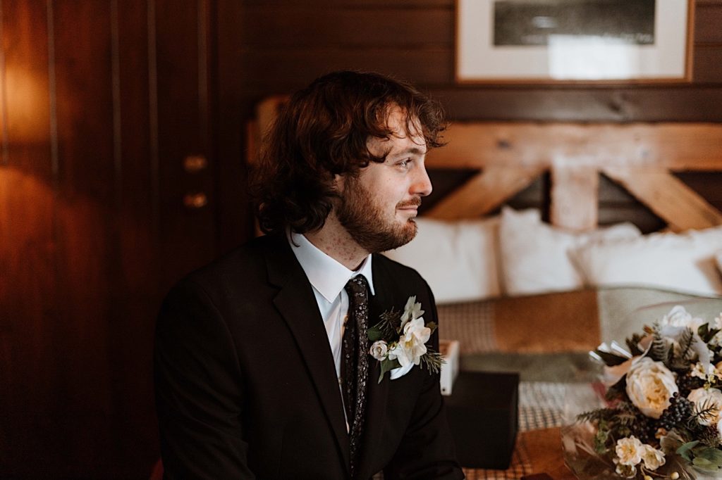 A bride and groom sit exchange vows with one another before they elope at Starved Rock National Park